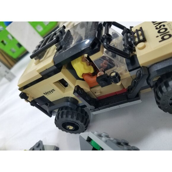 Mixed Lot Lego vehicles 4 Cars Jurassic Park Jeep Red Truck Squid Helicopter - Picture 9 of 13